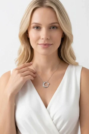 Ay Yıldız Model Zirkon Taşlı Çelik Kolye