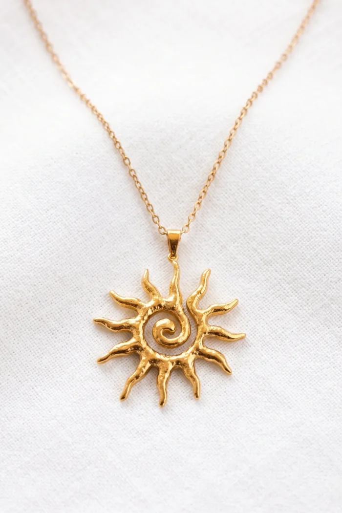 Spiral Güneş Model Gold Renk Paslanmaz Çelik Kadın Kolye