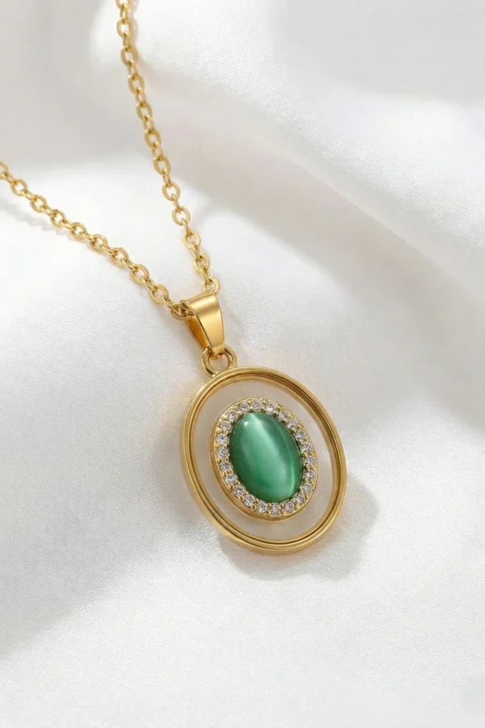 Oval Model Yeşil Mineli Zirkon Taşlı Çelik Kolye