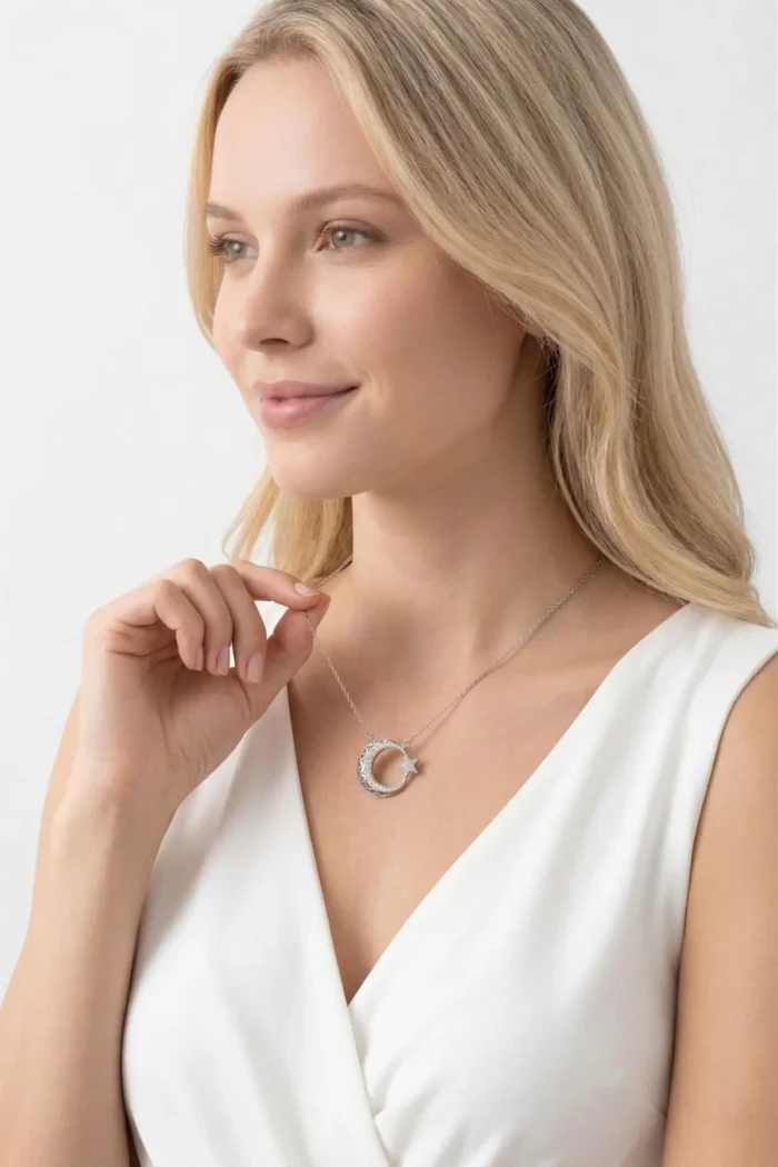 Ay Yıldız Model Zirkon Taşlı Çelik Kolye