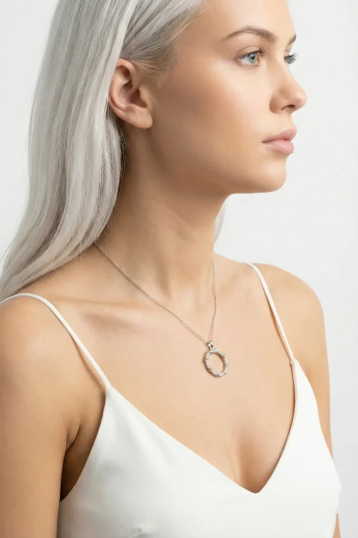 Xoxo Model Gold Detaylı Çelik Kolye