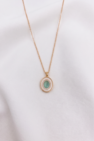 Oval Model Yeşil Mineli Zirkon Taşlı Çelik Kolye Oval Model Yeşil Mineli Zirkon Taşlı Çelik Kolye