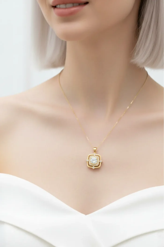 Baget Model Zirkon Taşlı Çelik Kolye