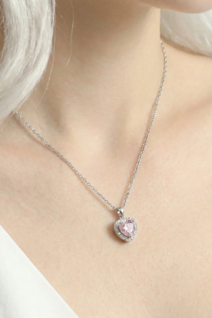 Kalp Model Pembe Zirkon Taşlı Çelik Kolye