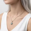 Güneş Model Yeşil Zirkon Taşlı Çelik Kolye