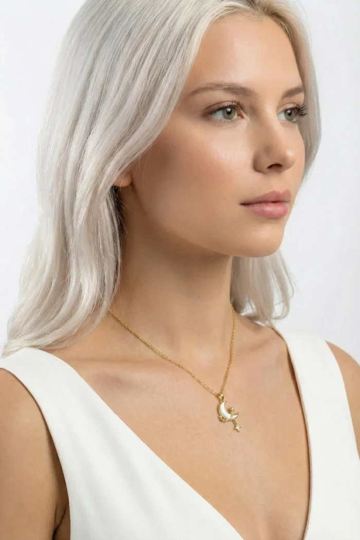 Kayar Yıldız ve Ay Model Beyaz Mineli Çelik Kolye Kayar Yıldız ve Ay Model Beyaz Mineli Çelik Kolye