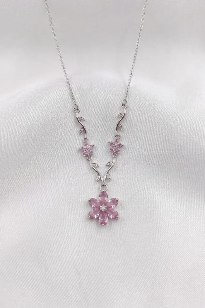 Lotus Çiçeği Model Pembe Zirkon Taşlı Çelik Kolye