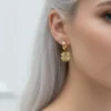 Yonca Model Çelik Küpe