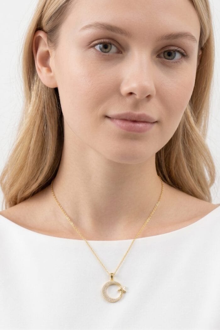 Ay Yıldız Model Zirkon Taşlı Çelik Kolye Ay Yıldız Model Zirkon Taşlı Çelik Kolye