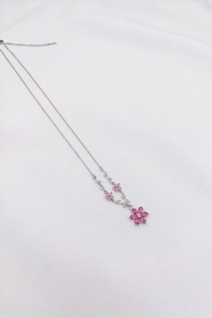 Lotus Çiçeği Model Pembe Zirkon Taşlı Çelik Kolye